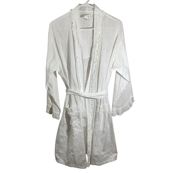 Eileen West Other - Eileen West Women’s White Embroidered Robe Vintage Y2K